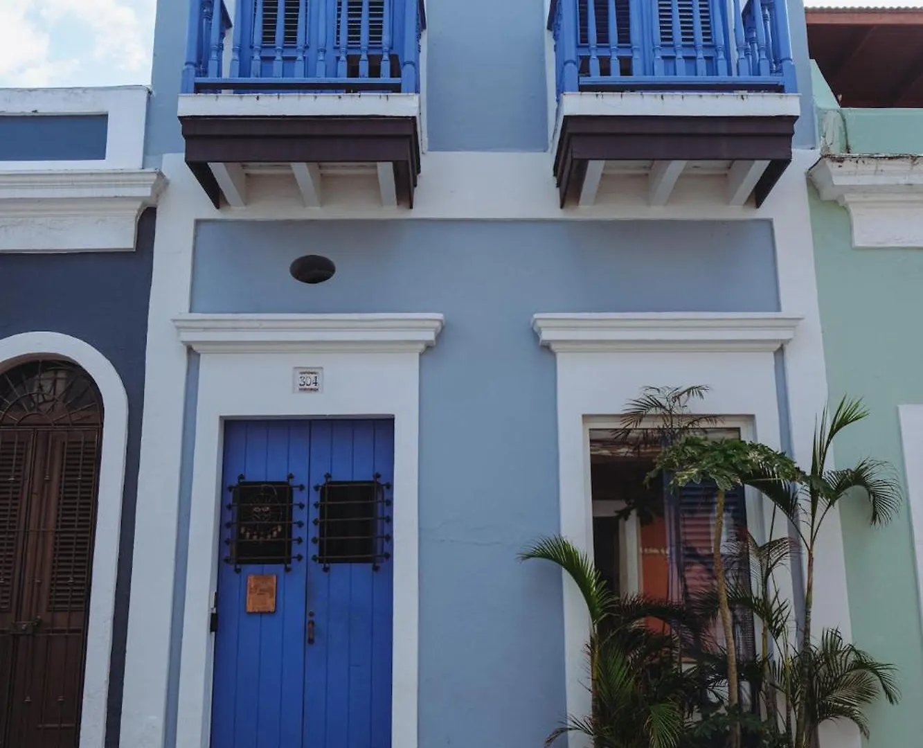 Caribe Rentals contacts